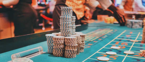 Guía para elegir la mesa de póquer en vivo más rentable